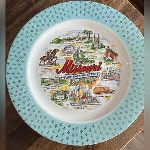 Missouri Souvenir Plate with Blue Border